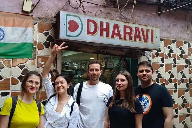 Mumbai: Dhobi Ghat Laundry & Dharavi Slum Tour with a Local - Crossing into Dharavi with a local guide