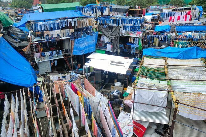 Mumbai: Dhobi Ghat Laundry & Dharavi Slum Tour with a Local - The small businesses that change the picture