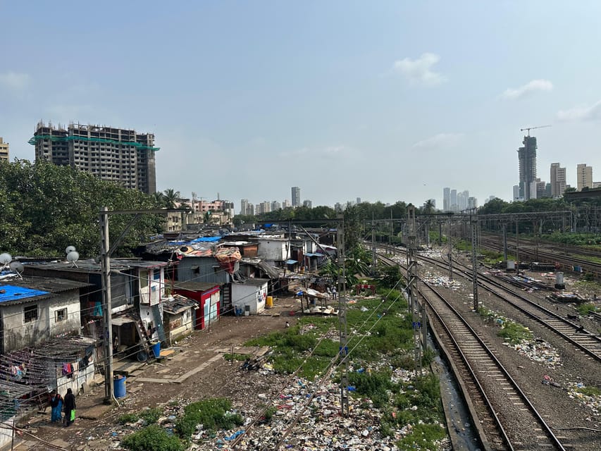 Mumbai: Discover India's Largest Slum -A Local's Perspective - Key points to know before you book