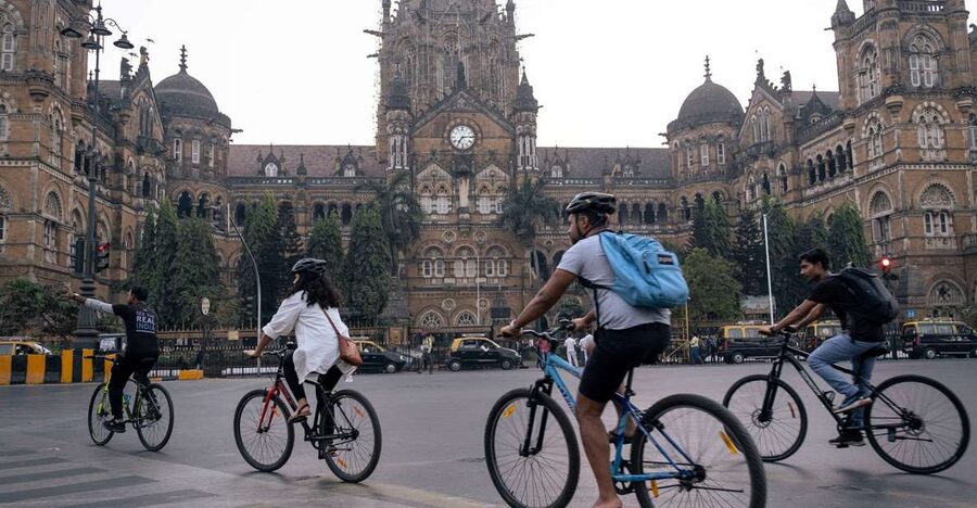 Mumbai: Early Morning Bicycle Tour - Back lanes, murals, and the texture between stops