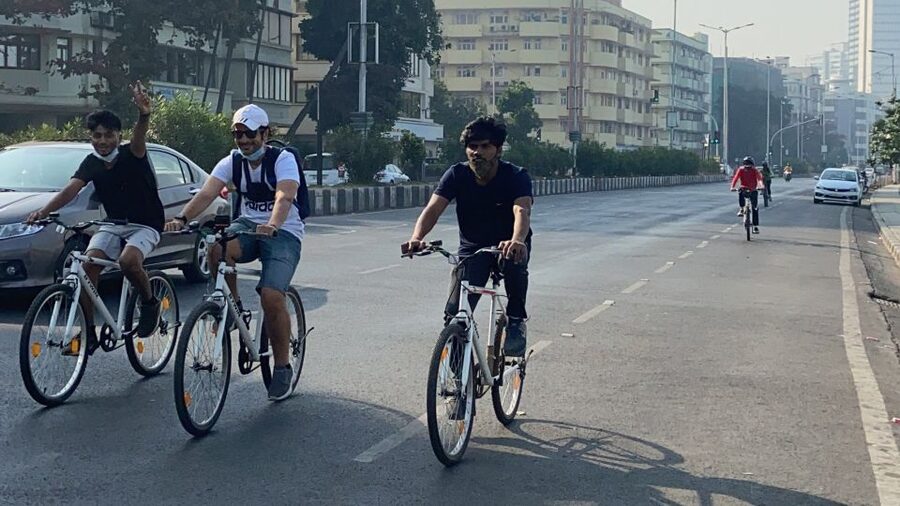 Mumbai: Early Morning Bicycle Tour - Why the early start makes Mumbai easier to read