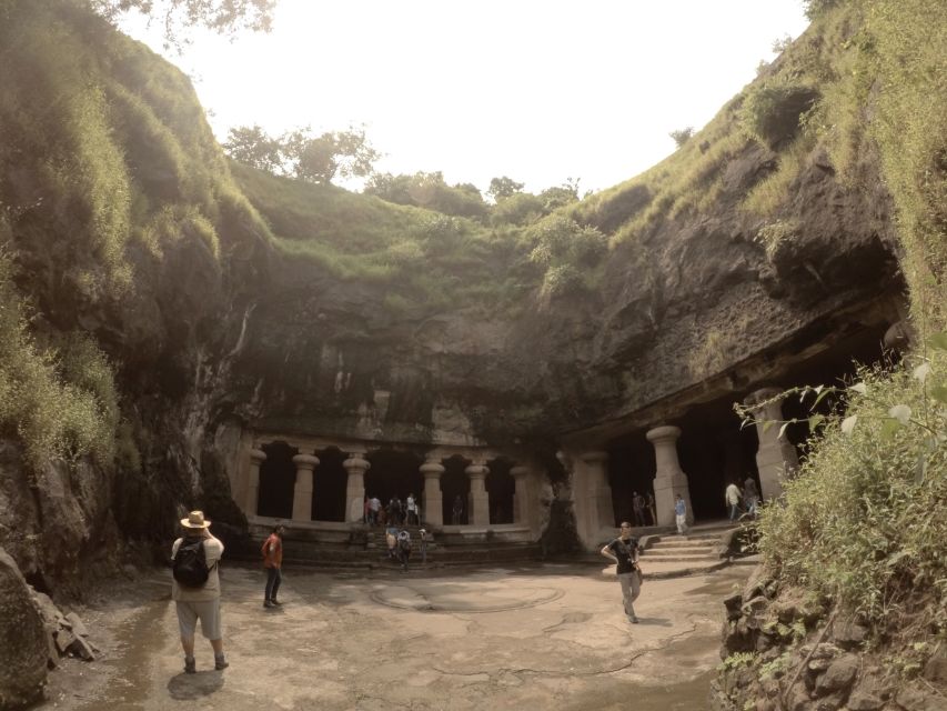 Mumbai: Elephanta Caves Half-Day Guided Tour with Expert - Why Elephanta is worth leaving Mumbai for