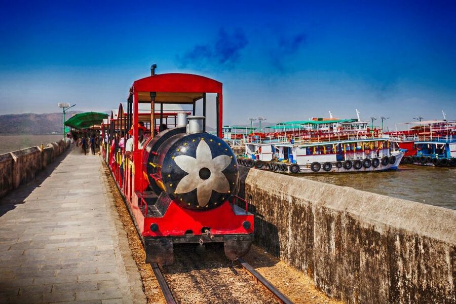 Mumbai: Elephanta Caves Half-Day Guided Tour with Expert - How much the $30 price really covers