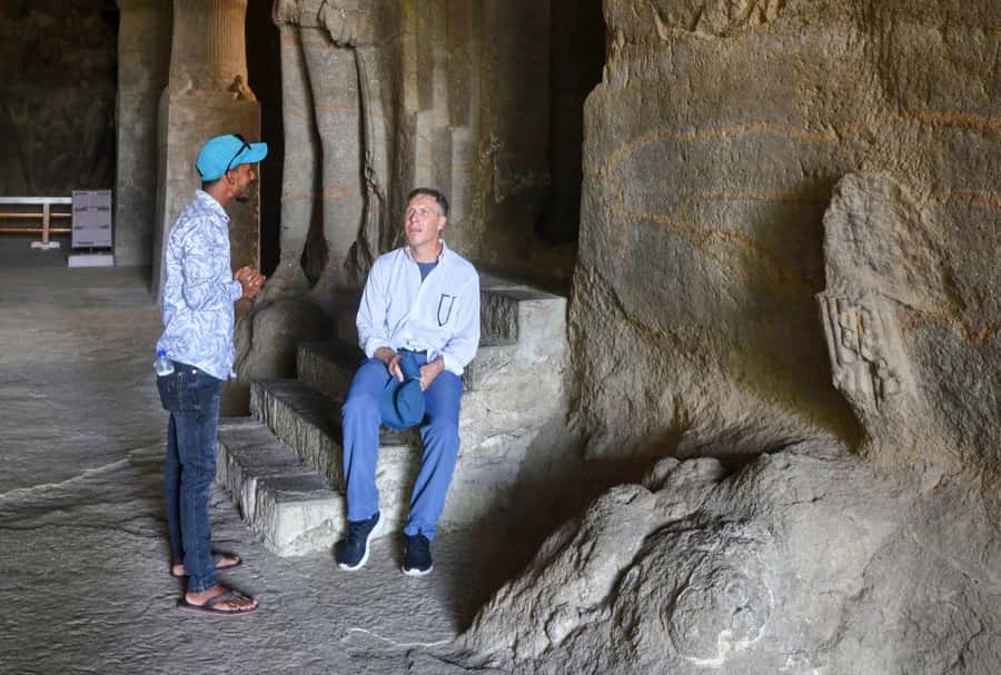 Mumbai: Elephanta Caves: Island Tour With Options - Hotel transfers or meeting point: which option fits you