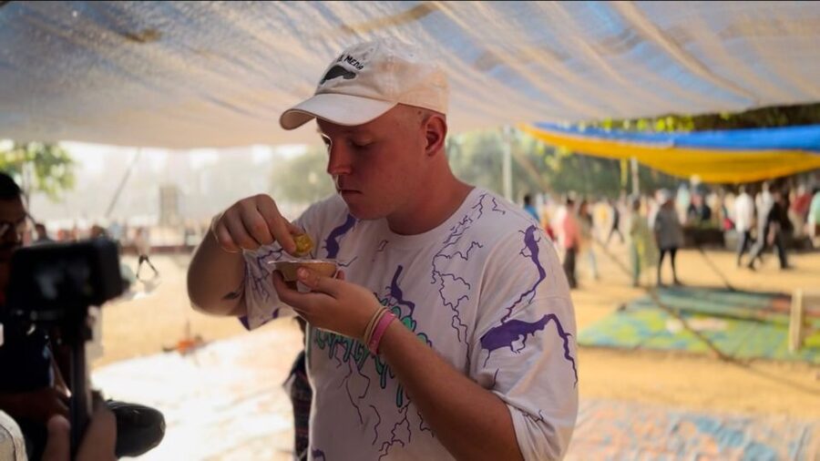 Mumbai: Evening Street Food Tasting & Cultural Market Tour - Why a food tour works well in Mumbai