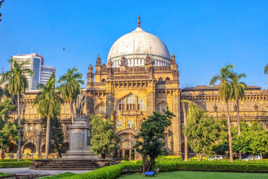 Mumbai: Full-Day Private Sightseeing Tour - Gateway of India and the Taj Mahal Palace
