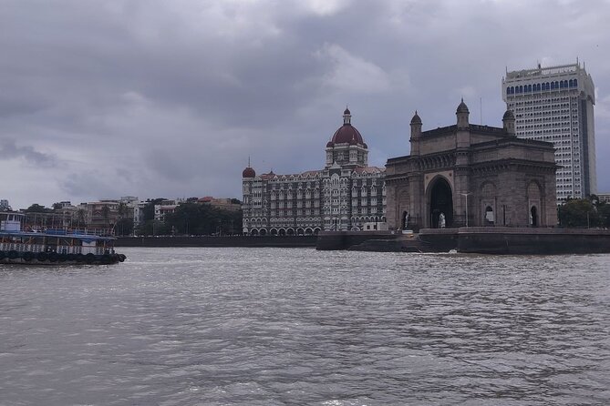 Mumbai Full-Day Sightseeing & Elephanta Caves Tour - Marine Drive gives you the classic Mumbai view