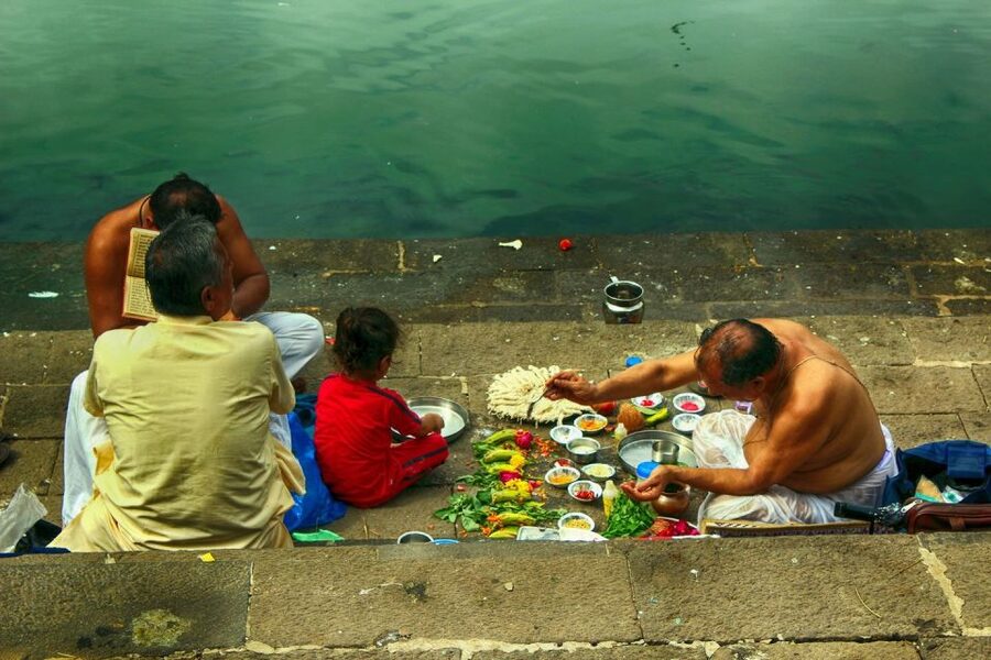 Mumbai: Full-Day Sightseeing Tour of Mumbai - What the guides add to the day