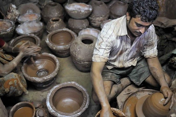 Mumbai Gems: 2-Day Private Tour with Elephanta, Slum & Dabbawala - Mumbai’s headline sights, from the Gateway to Marine Drive
