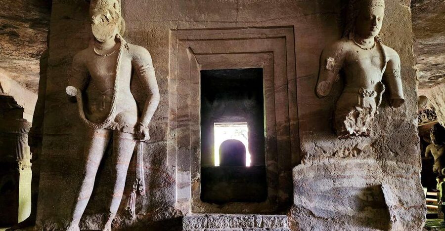 Mumbai: Kanheri Buddhist Caves & Moanstry Guided Tour - Key points to know before you book