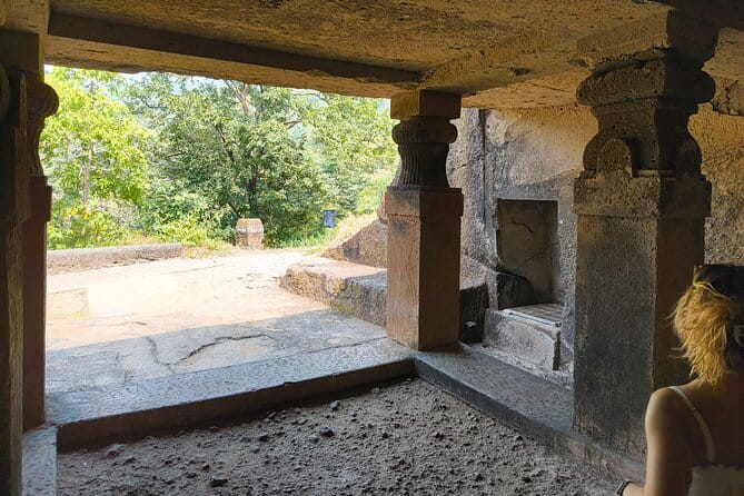Mumbai Kanheri Caves & Golden Pagoda – A Buddhist Settlement - Entering the Buddhist settlement at Kanheri