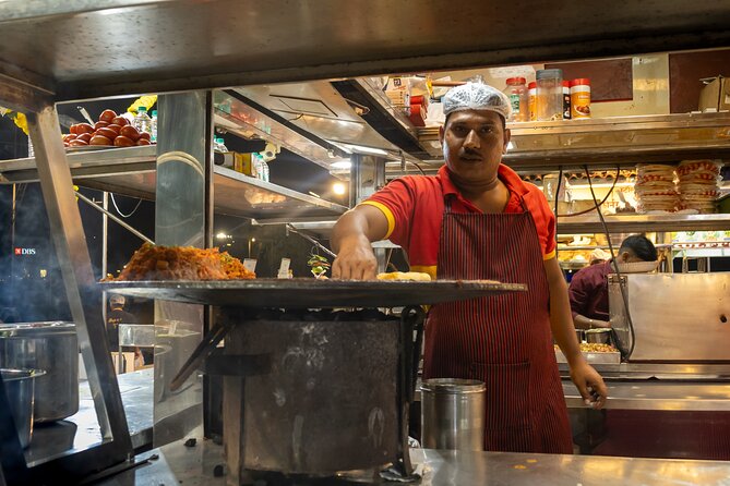 Mumbai Market and Temple Tour With Local Street Food - Crawford Market in 30 minutes