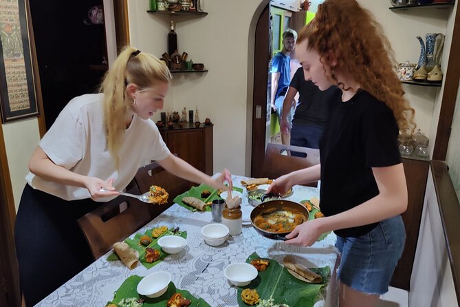 Mumbai Market Tour & Maharashtrian Cooking Class with Chef Reshma - Key points to know before booking