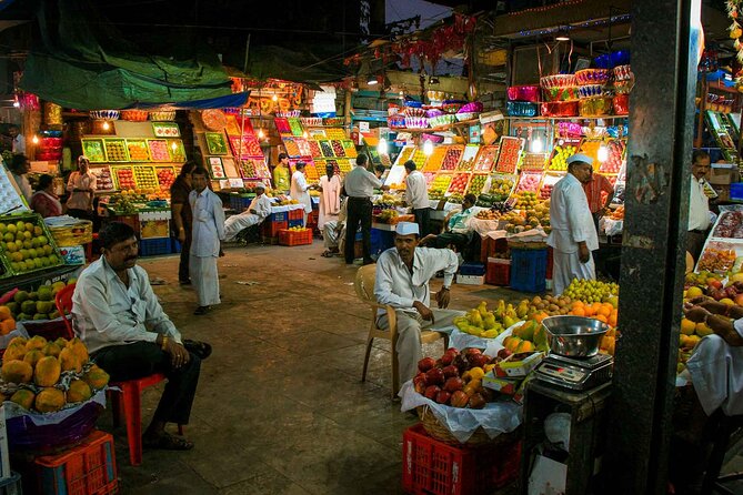 Mumbai Markets and Temples Tour - Mumbadevi Temple, the place that gave Mumbai its name