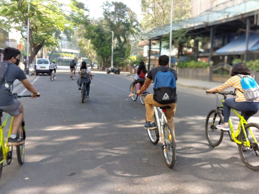 Mumbai: Morning Bicycle Tour - Mumbadevi Temple adds a living religious stop