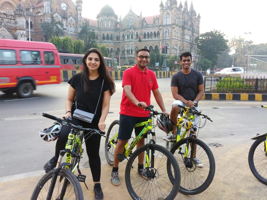 Mumbai: Morning Bicycle Tour - Marine Drive is the payoff for the morning ride