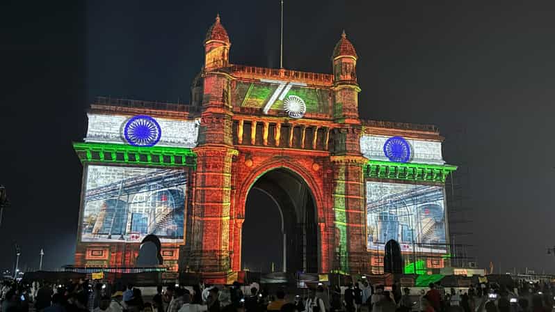 Mumbai Night Lights & Iconic Sights Tour - What the guide and driver add