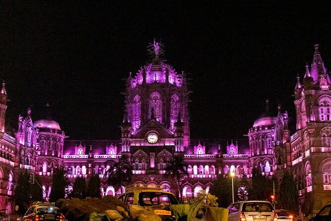 Mumbai Night Tour: Queen’s Necklace, Skyline & Heritage Lights - Town Hall, Horniman Circle, and the financial district