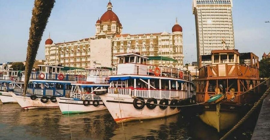 Mumbai: Private 2-Day City and Elephanta Island Tour - Gateway of India and the Taj Mahal Palace Hotel