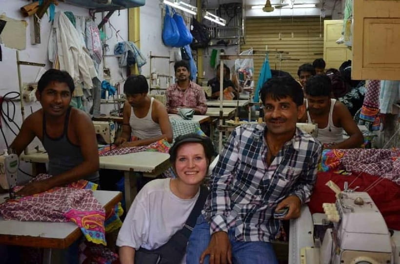 Mumbai: Private Dhobi Ghat Laundry & Slum Tour with Pickup - What makes the $19 price good value