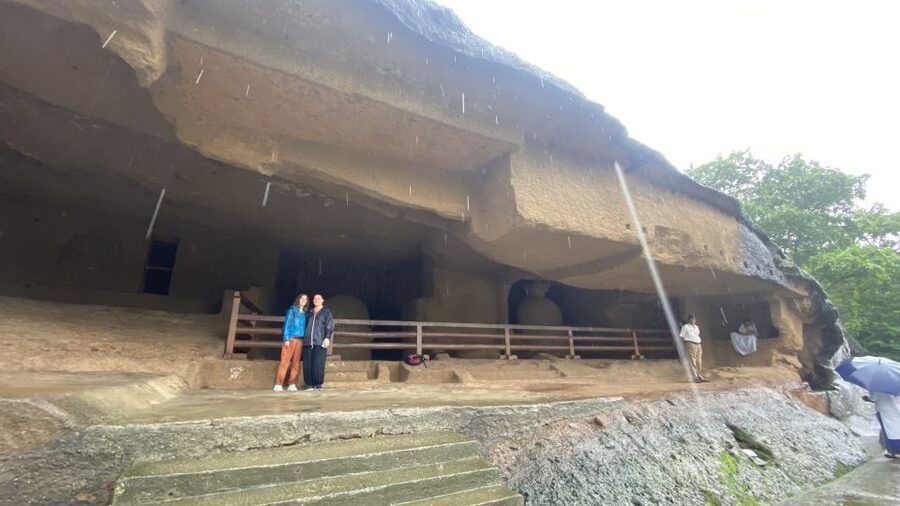 Mumbai: Private Kanheri Caves Guided Tour - The guides and the quality of the experience