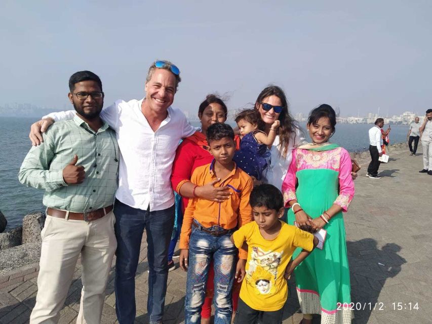 Mumbai: Private or Group City Guided Sightseeing Tour - Mani Bhavan and Banganga Tank