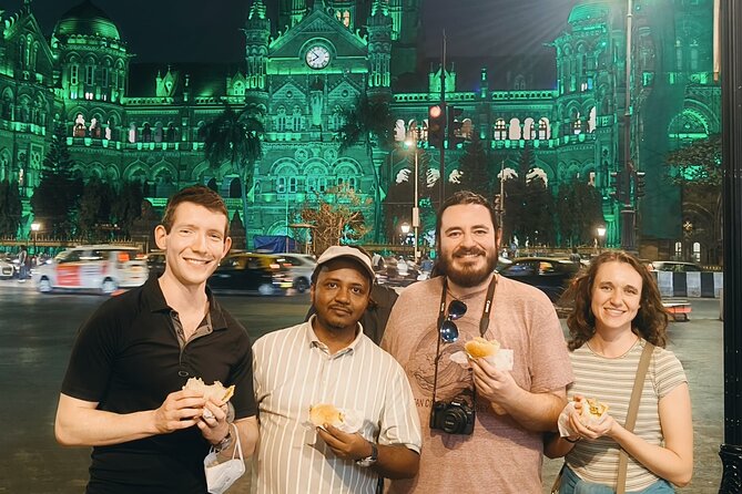 Mumbai Private Sightseeing With Slum Tour - Dhobi Ghat turns laundry into a city institution
