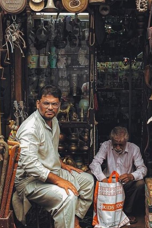 Mumbai: Private Slum and Sightseeing Full-day tour - Dhobi Ghat and the city at work
