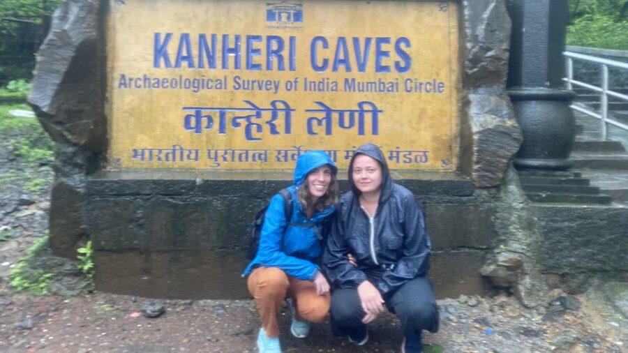 Mumbai: Private tour for Kanheri Caves and Golden Pagoda - Timing, crowds, and the monsoon