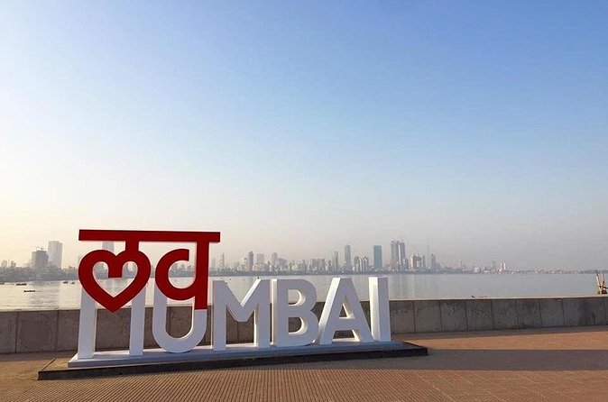 Mumbai Sightseeing Tour - Mumbai University and Rajabai Clock Tower