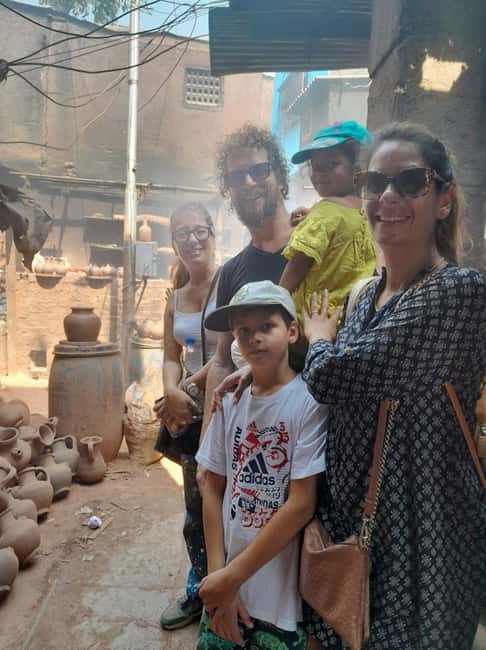 Mumbai Slum Tour - Visit Dharavi Slum with Local Guide - What makes the guides especially effective