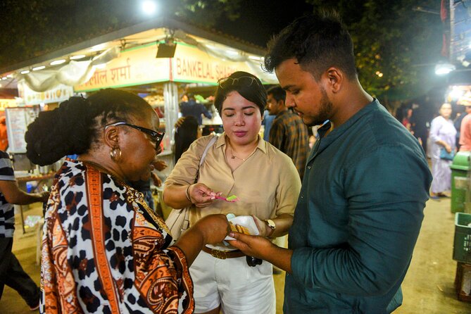 Mumbai Street Food & Bazaar Tour with Local Transport - Victorian Gothic buildings and Oval Maidan