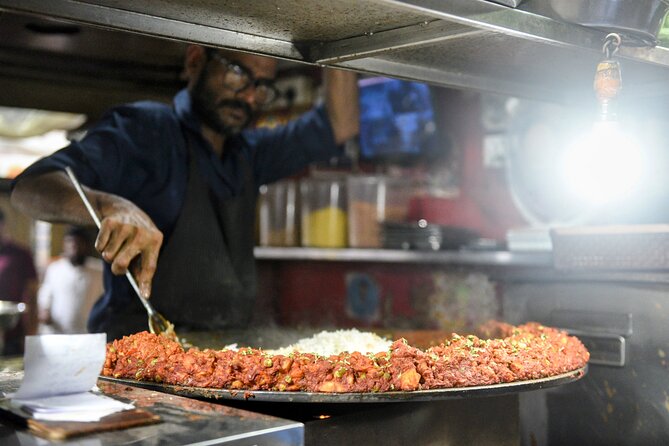 Mumbai Street Food & Bazaar Tour with Local Transport - Mohammed Ali Road and the evening food scene