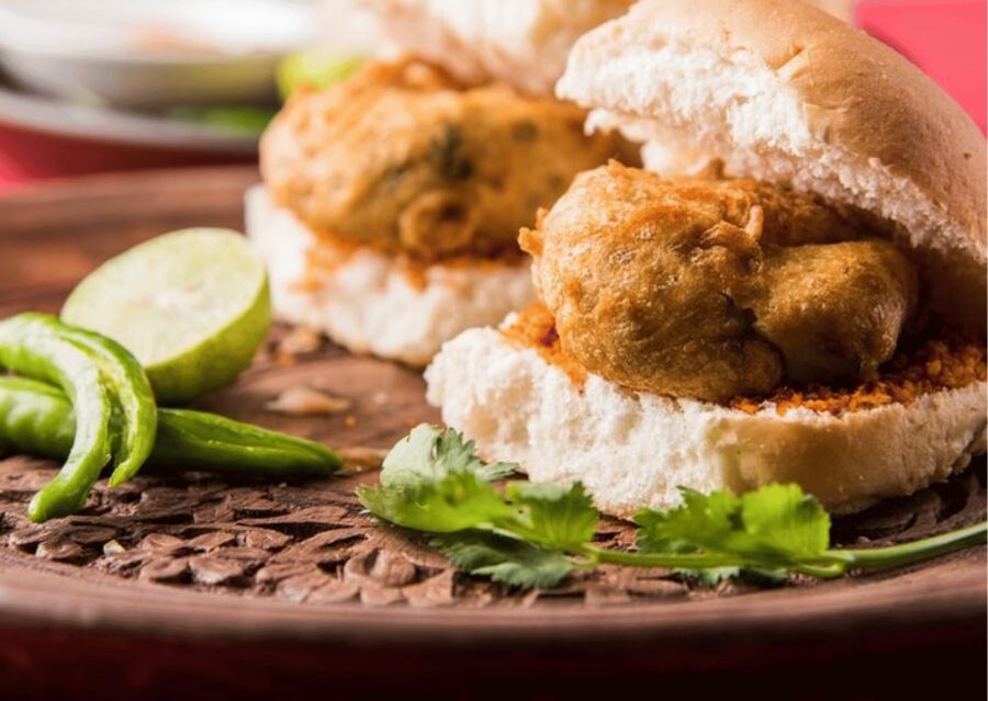 Mumbai Street Food Crawl (2 Hours Guided Food Tasting Tour) - Timing, Comfort, and What to Bring
