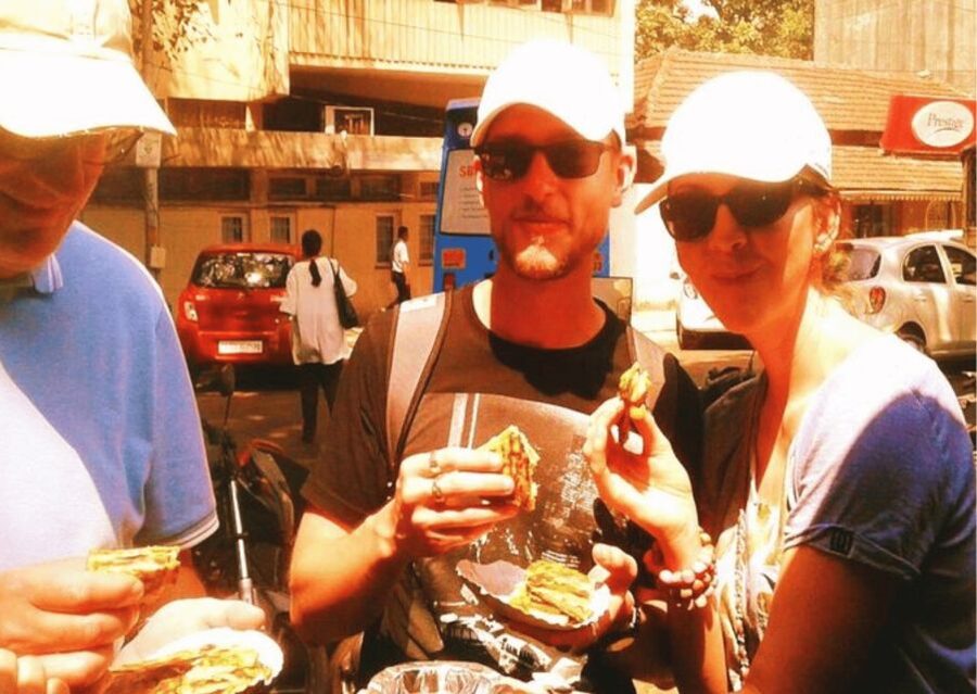 Mumbai Street Food Crawl (2 Hours Guided Food Tasting Tour) - Sweets and Mouth Fresheners to Finish
