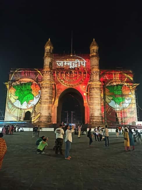 Night Tour: Mumbai’s Nights & Buzzing Bazaars - Pickup, timing, and useful preparation