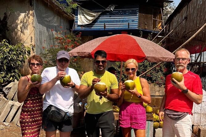 Old Mumbai Sightseeing Tour with a Local Guide - Why this Old Mumbai tour feels different