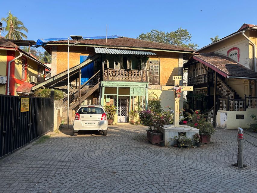 Portuguese Heritage Tour of Bombay 4 hours - The English guide makes the difference
