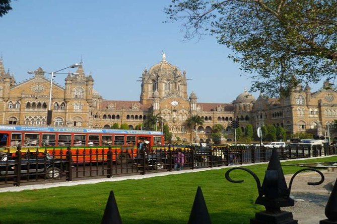 Private 8 Hours Mumbai City Sightseeing and Dharavi Slum Tour - Key points to know before booking