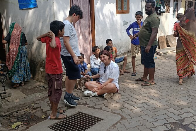 Private 8 Hours Mumbai City Sightseeing and Dharavi Slum Tour - Marine Drive, Chowpatty, and the city’s edge