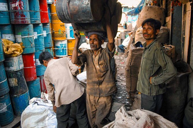 Private Dharavi Slum and Sightseeing Tour - Why Dharavi changes the way you see Mumbai