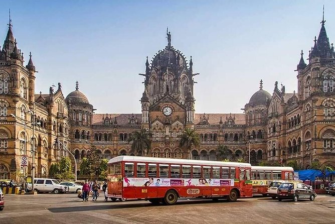 Private Dharavi Slum Tour with Mumbai Sightseeing - Why this tour works for a first day in Mumbai