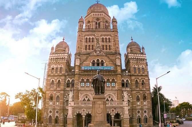 Private Elephanta Caves & Mumbai Sightseeing Tour with AC Car - The guide can make or break the experience