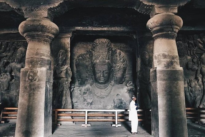 Private Elephanta Caves & Mumbai Sightseeing Tour with AC Car - Mumbai’s major sights come in a fast-moving sequence