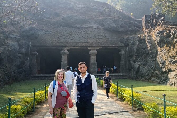 Private Elephanta Caves UNESCO World Heritage Site Tour - Leaving Mumbai by private transport