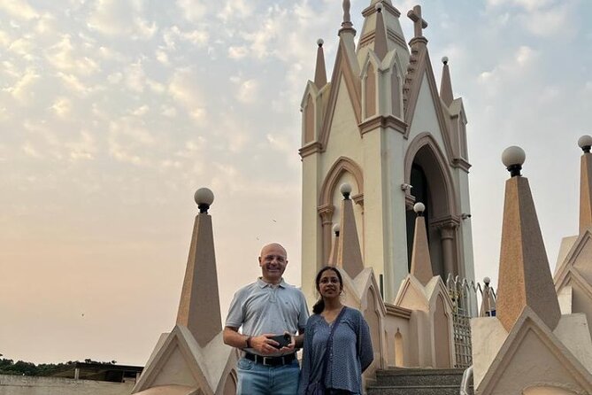 Private Guided Bandra Half Day City Tour in AC Vehicle - Bandstand, Bollywood homes, and the polished side of Bandra