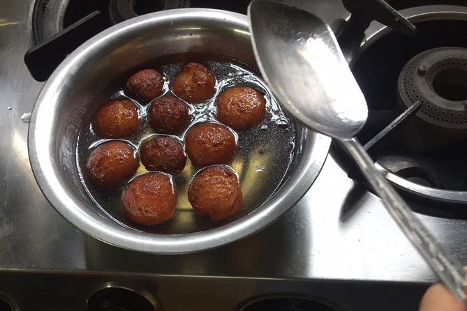 Private Half-Day Mumbai Cooking Class - Cooking five Indian dishes in one Mumbai morning or afternoon