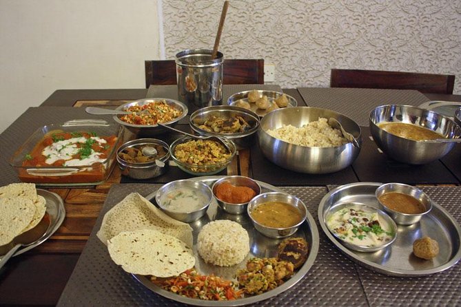 Private Market Tour and Vegan Indian Cooking Demo in Andheri West Mumbai - Why this Andheri West experience feels different