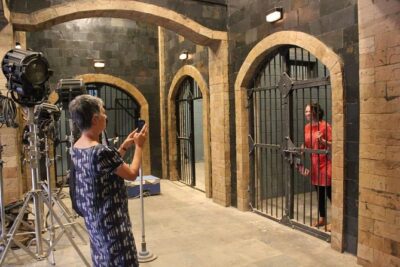 Private Mumbai City Tour and Bollywood Tours With Meal