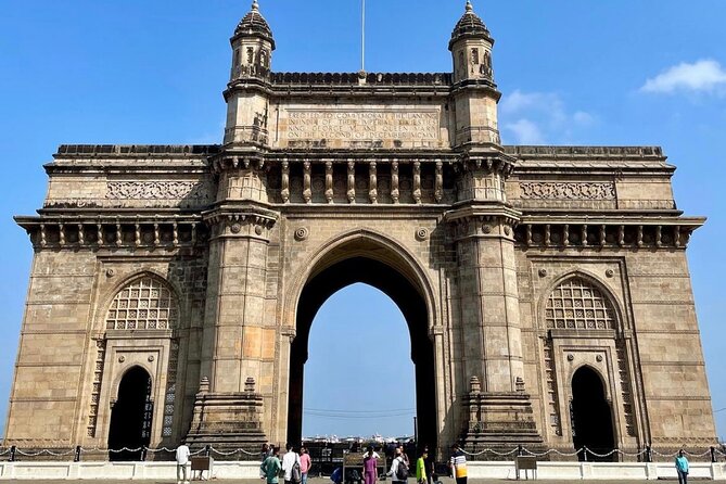 Private Mumbai City Tour with Guide and Transport - A fast way to get your bearings in Mumbai